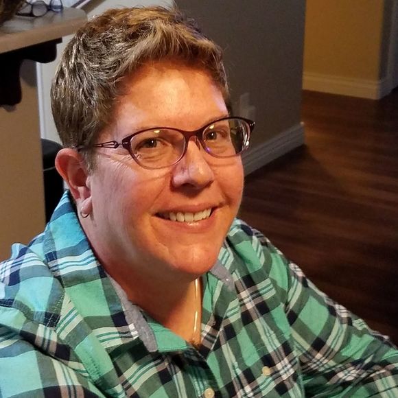 Meet your Posher, Connie - Picture 1 of 1